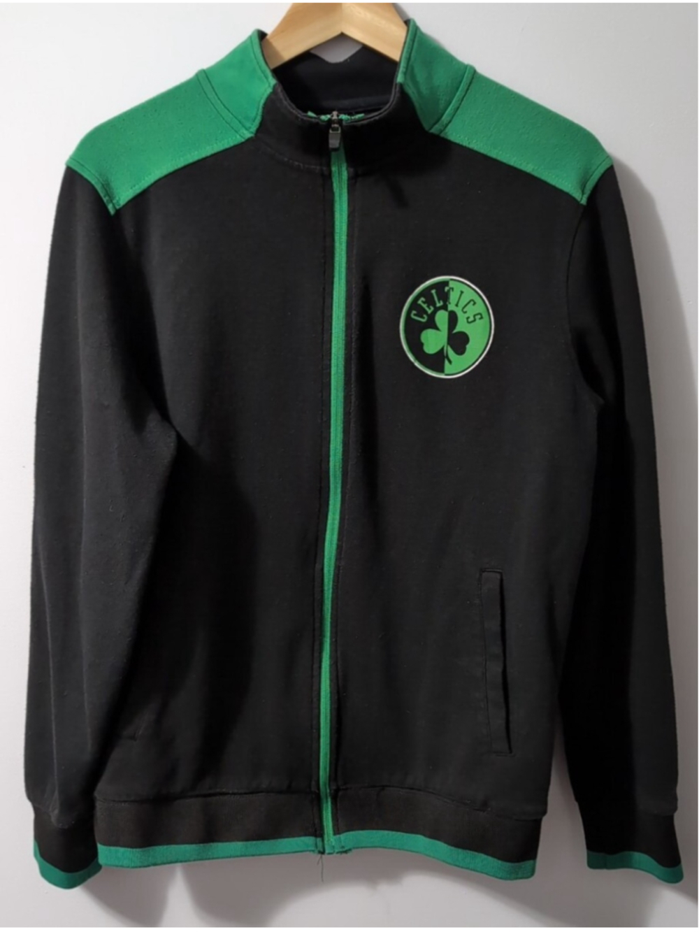 NBA Boston Celtics Mens Black Green Basketball Full Zip Sweatshirt Small